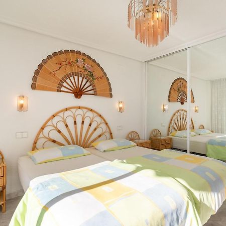 Aparmento Eolo Apartment เบนิดอร์ม ภายนอก รูปภาพ