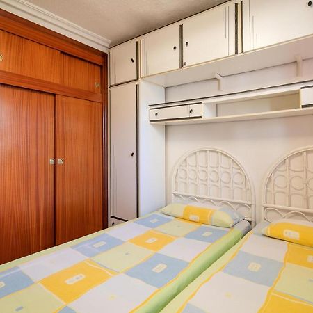 Aparmento Eolo Apartment เบนิดอร์ม ภายนอก รูปภาพ