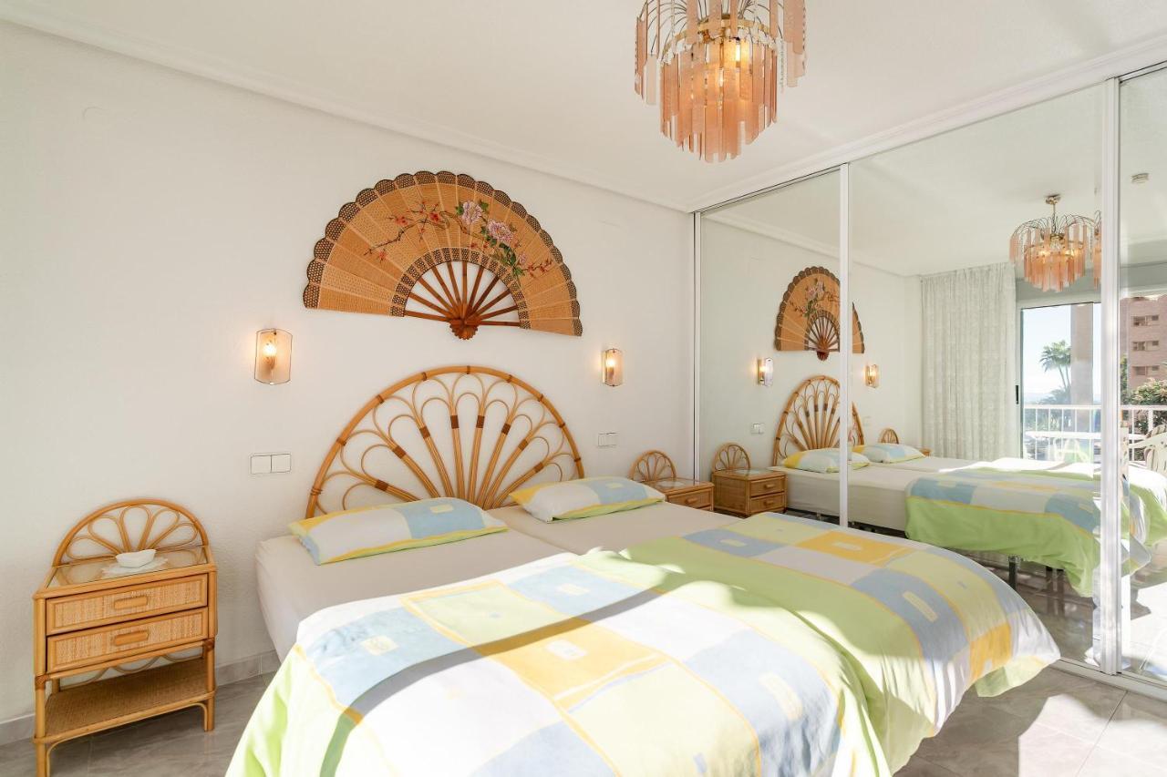 Aparmento Eolo Apartment เบนิดอร์ม ภายนอก รูปภาพ