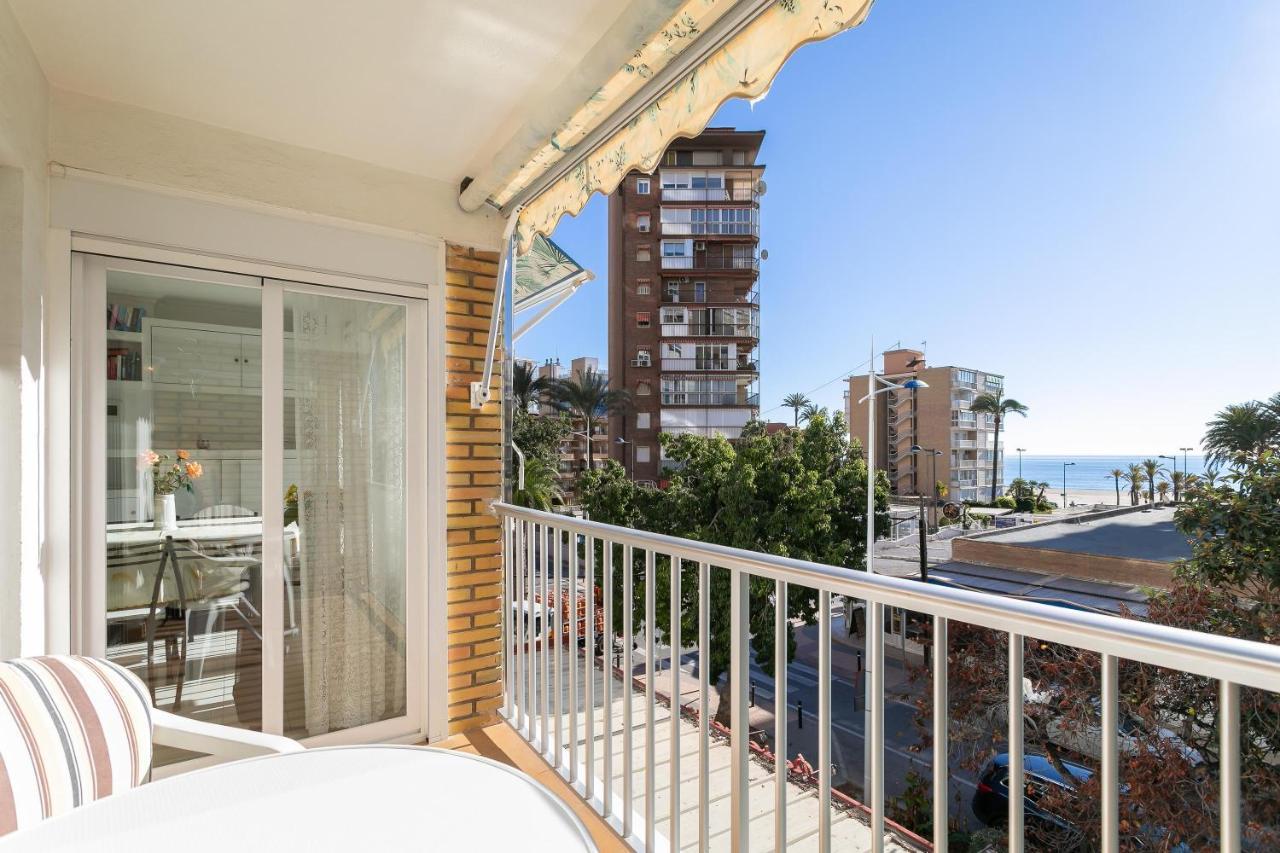 Aparmento Eolo Apartment เบนิดอร์ม ภายนอก รูปภาพ