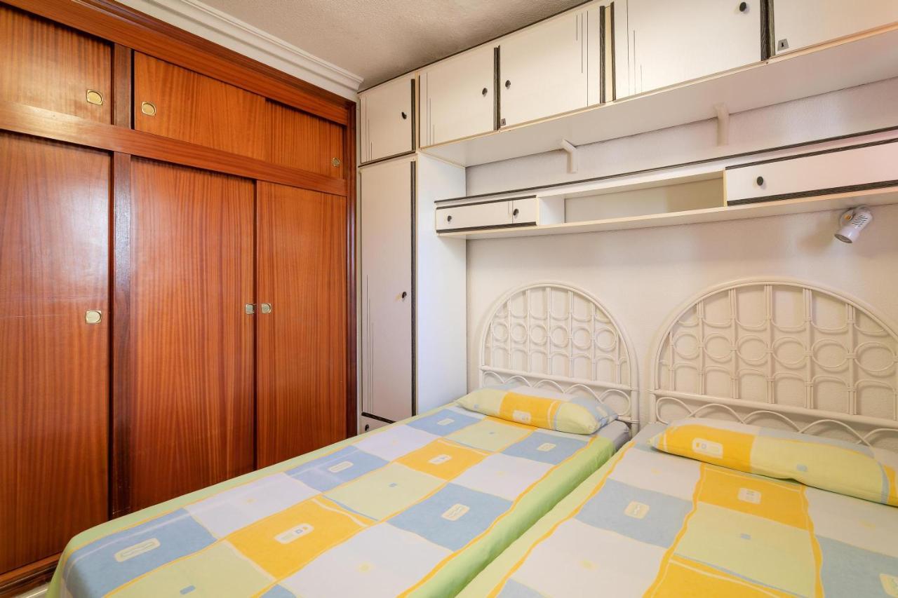 Aparmento Eolo Apartment เบนิดอร์ม ภายนอก รูปภาพ